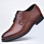 Black Shoes With Pointed Toe For Men - Image 2