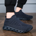 Casual Solid Color Flying Woven Sports Shoes Men Lightweight Breathable Mesh Shoes Summer Sneakers - Image 9